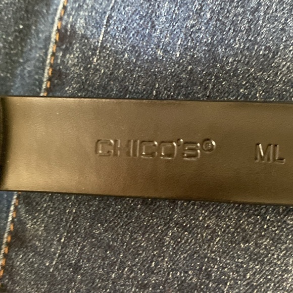 Chicos blue green buckle belt with slide adjustment 27-45” - Picture 2 of 5